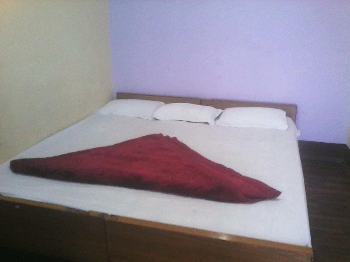 Hotel Alpine Дарджилинг Экстерьер фото